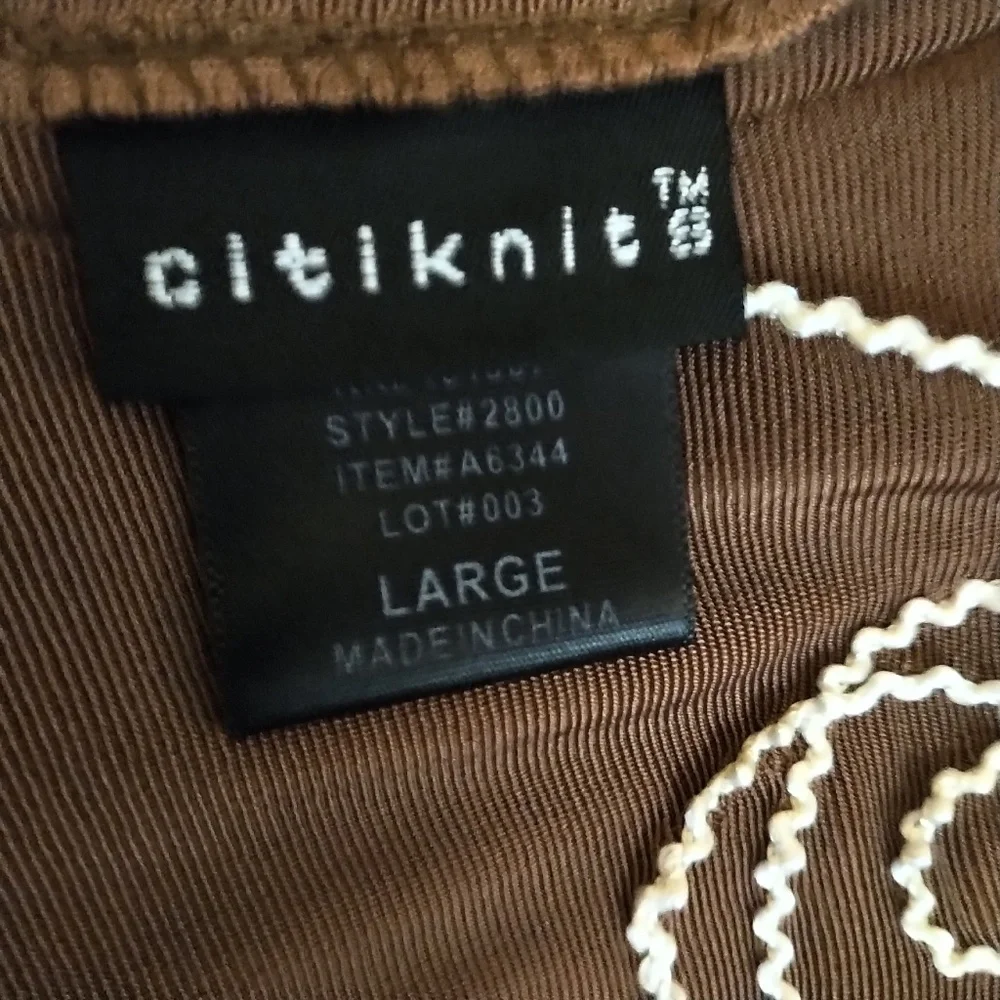 Citiknits Scroll Embroidered Top EUC L/XL